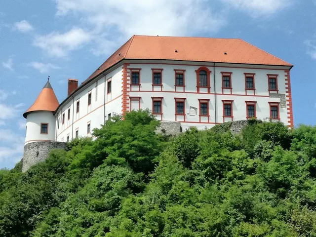 Stari grad Ozalj